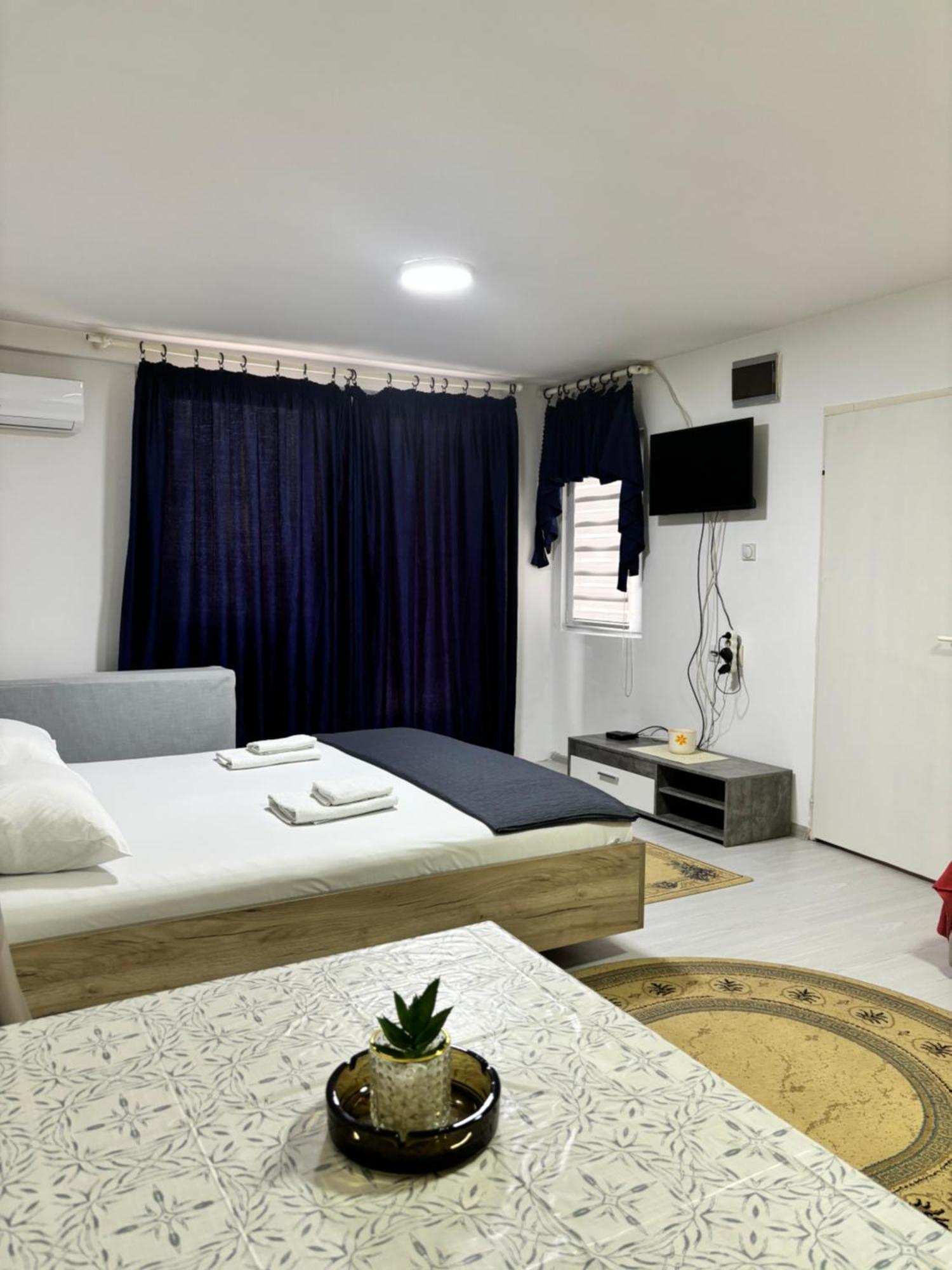 Apartman Sava นิส ภายนอก รูปภาพ