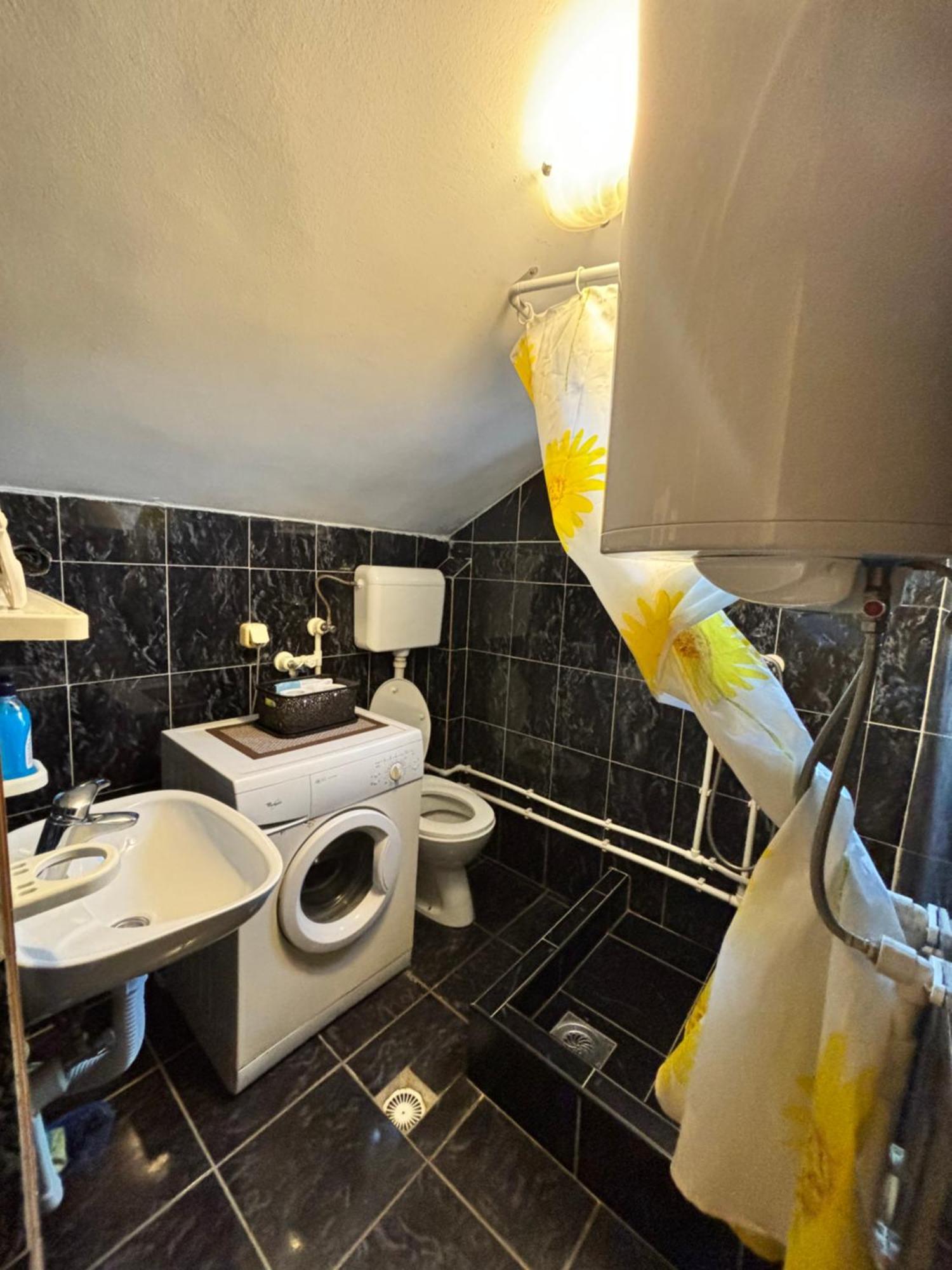 Apartman Sava นิส ภายนอก รูปภาพ